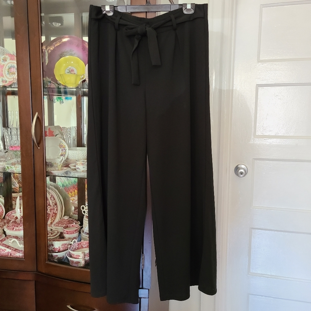 Charlie Paige Women's Belted Waist Wide Leg Casual Pants Size Xlarge Neutral